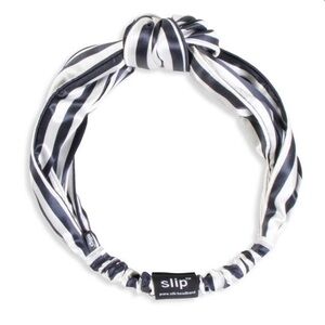 SLIP
Striped Silk Knotted Headband New 💙